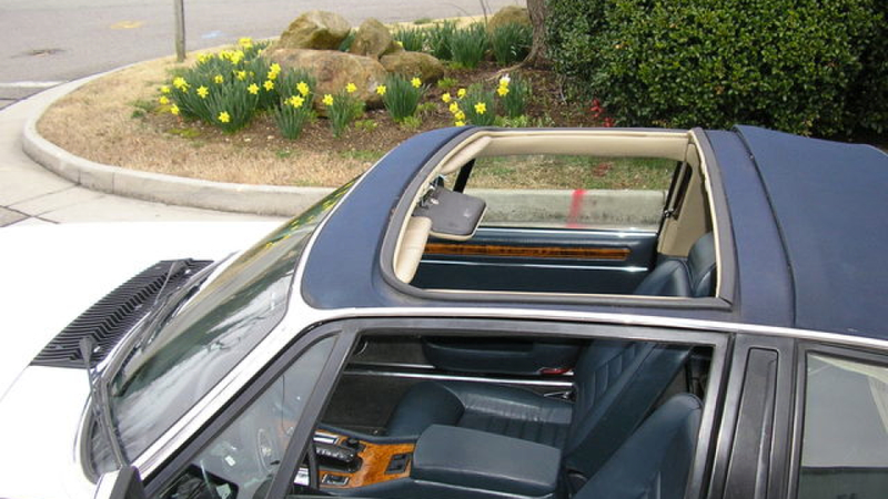 Illustration for article titled Used Car Face Off: Droptop Olds Vs. Droptop Jaaaaaaaag